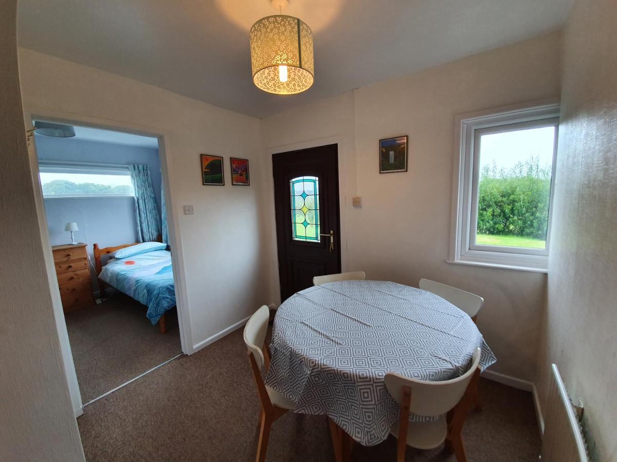 Ty Pren Bach Villa Maenclochog Bagian luar foto