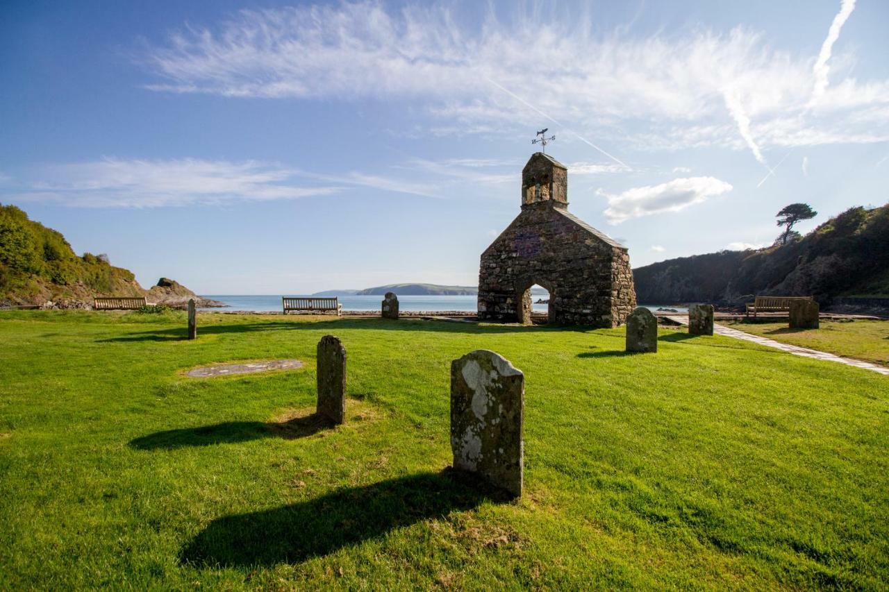 Ty Pren Bach Villa Maenclochog Bagian luar foto